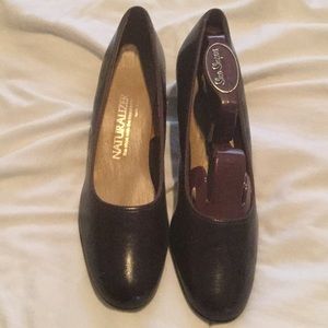 Naturalized women’s heels